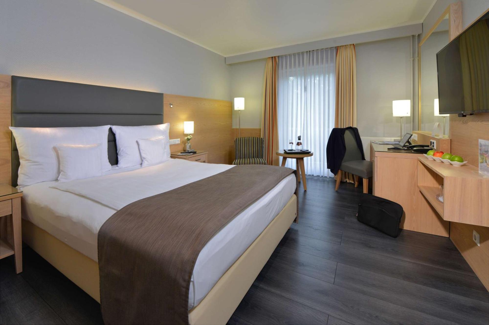 Best Western Hotel Der Foehrenhof Hannover Exterior photo
