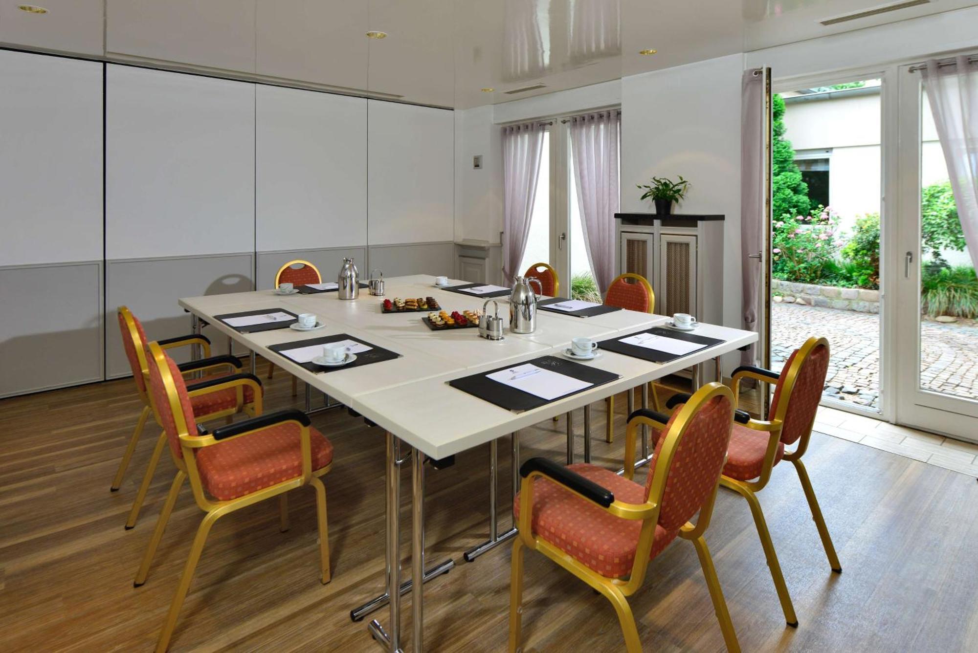 Best Western Hotel Der Foehrenhof Hannover Exterior photo